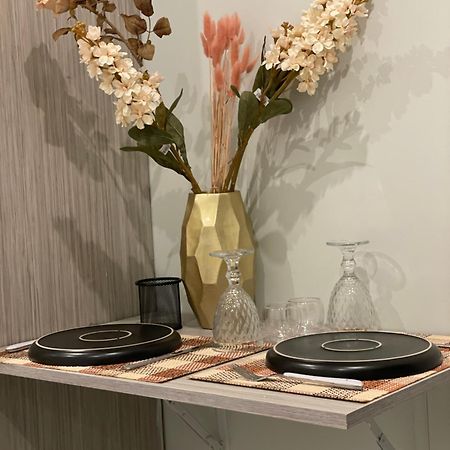 Aiolos Apartment Alimos Centre 4 Near The Sea 아테네 외부 사진